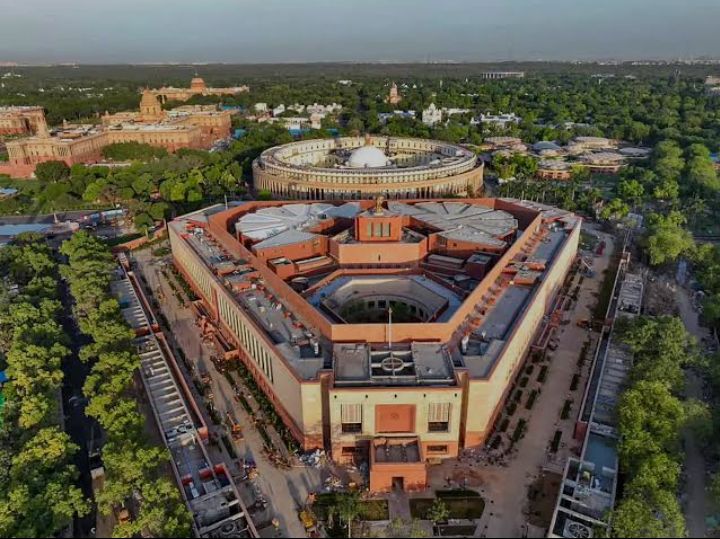 ಒಂದು ರಾಷ್ಟ್ರ ಒಂದು ಚುನಾವಣೆಗೆ ಸಂಬಂಧಿಸಿದ ಮಸೂದೆಗಳನ್ನು ಸರ್ಕಾರವು.ಜಂಟಿ ಸಂಸದೀಯ ಸಮಿತಿ!