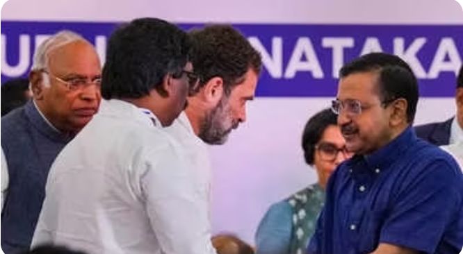 ದೆಹಲಿ ಚುನಾವಣೆಯಲ್ಲಿ ಬಿಜೆಪಿ ಗೆಲ್ಲಲು ಕಾಂಗ್ರೆಸ್ ಎಲ್ಲವನ್ನೂ ಮಾಡುತ್ತಿದೆ ಎಂದು ಹೇಳಿದರು.ಎಎಪಿ ನಾಯಕ ಸಂಜಯ್ ಸಿಂಗ್,