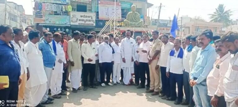 ಯಾದಗಿರಿ | ಸಂವಿಧಾನ ವಿರೋಧಿ ಧರ್ಮಶಾಸ್ತ್ರ ಗ್ರಂಥ ಜಾರಿಗೊಳಿಸಲು ಬಿಡುವುದಿಲ್ಲ : ಮಲ್ಲಿಕಾರ್ಜುನ ಕ್ರಾಂತಿ