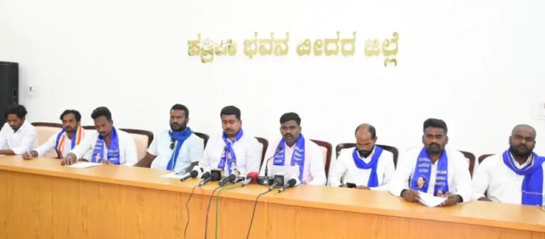 16ರಂದು ದರೋಡೆಕೋರರ ಗುಂಡೇಟಿನಿಂದ ಸಾವನ್ನಪ್ಪಿರುವ ₹50 ಲಕ್ಷ ಪರಿಹಾರ ಹಾಗೂ 5 ಎಕರೆ ಜಮೀನು ನೀಡಬೇಕು,ಬಿಎಸ್‌ಪಿ ಜಿಲ್ಲಾ ಅಧ್ಯಕ್ಷ ಕಪೀಲ್‌ ಗೋಡಬೋಲೆ ಆಗ್ರಹಿಸಿದರು.