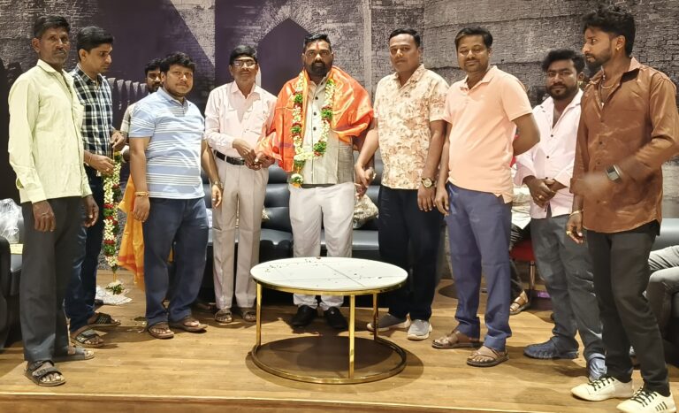 ಪಿ.ಎಲ್.ಡಿ. ಬ್ಯಾಂಕ್ ನೂತನ ಅಧ್ಯಕ್ಷರಿಗೆ ಸನ್ಮಾನ