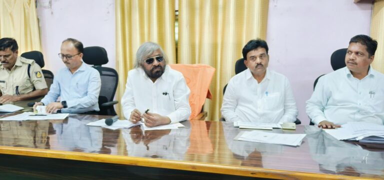ಜಿಲ್ಲಾ ಉಸ್ತುವಾರಿ ಸಚಿವರು ಶ್ರೀ ಈಶ್ವರ ಖಂಡ್ರೆ ಅವರ ಅಧ್ಯಕ್ಷತೆಯಲ್ಲಿ ತಾಲ್ಲೂಕು ಮಟ್ಟದ ಅಧಿಕಾರಿಗಳ ಸಭೆ: