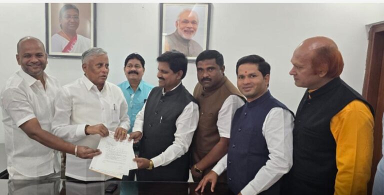 ಬೀದರ,ಬೆಂಗಳೂರಿಗೆ ವಂದೇ ಭಾರತ ರೈಲು ಪ್ರಾರಂಭಿಸಲು ಜಿಲ್ಲಾ ಬಿಜೆಪಿಯಿಂದ ರೈಲ್ವೆ ರಾಜ್ಯಮಂತ್ರಿಗೆ ಮನವಿ