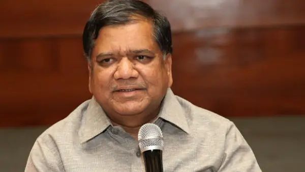 ರಾಜ್ಯ ಸರ್ಕಾರ ಶೀಘ್ರದಲ್ಲೇ ಪತನ ಅಗ್ಲಿದೆ: ಮಾಜಿ ಸಿಎಂ ಜಗದೀಶ್ ಶೆಟ್ಟರ್