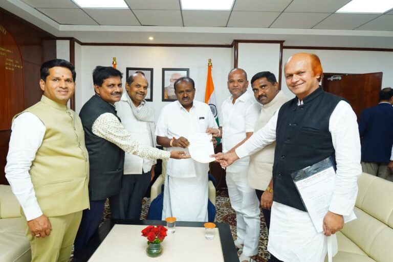 ಕಾರ್ಖಾನೆಗಳನ್ನು ಸ್ಥಾಪಿಸಿ ಉದ್ಯೋಗ ಕಲ್ಪಿಸಲು ಕೇಂದ್ರ ಸಚಿವ ಕುಮಾರಸ್ವಾಮಿ ಅವರಿಗೆ ಮನವಿ