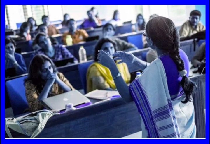ಅತಿಥಿ ಉಪನ್ಯಾಸಕರ ವೇತನ ಬಿಡುಗಡೆಗೆ ಆಗ್ರಹ ತಿಗಳಿಂದ ಸಂಕಣದಲ್ಲಿ.!