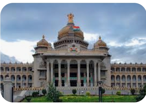 ಪ್ರೌಢಶಾಲಾ ಶಿಕ್ಷಕರಿಗೆ ಕಾಲೇಜು ಉಪನ್ಯಾಸಕರ ಹುದ್ದೆಗೆ ಬಡ್ತಿ.