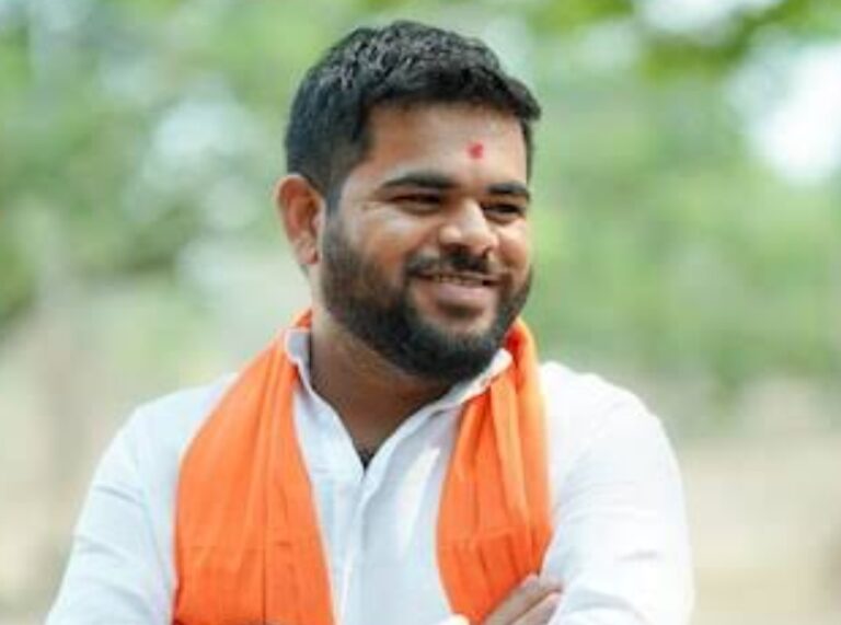 ಮುಸ್ಲಿಮರ ಸಾಮೂಹಿಕ ನರಮೇಧ ನಡೆಸುವ ಬೆದರಿಕೆ: ಮಣಿಕಂಠ ರಾಠೋಡ್ ವಿರುದ್ಧ ಮತ್ತೊಂದು ಎಫ್‌ಐಆರ್