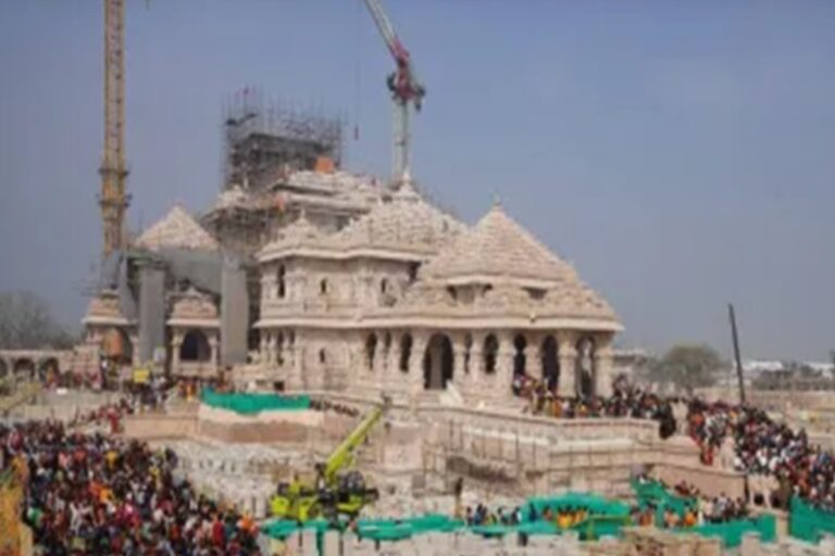 ಅಯೋಧ್ಯೆಯ ಶ್ರೀ ರಾಮ ಮಂದಿರದ ಮೊದಲ ಮಹಡಿಯಲ್ಲಿ ರಾಮ ದರ್ಬಾರ್‌ನ ಪ್ರಾಣ ಪ್ರತಿಷ್ಠೆಯ ಪವಿತ್ರ ಆಚರಣೆ ಇಂದು ಪ್ರಾರಂಭವಾಯಿತು.