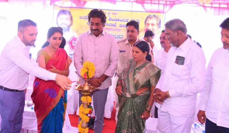 ಜನಸ್ಪಂದನ ಕಾರ್ಯಕ್ರಮದ ಸದುಪಯೋಗ ಪಡೆದುಕೊಳ್ಳಿ-ಸಚಿವ ರಹೀಂ ಖಾನ್