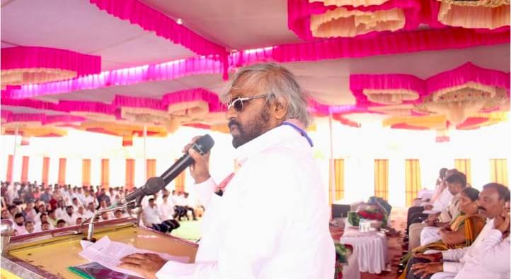ಯಾವುದೇ ವ್ಯಸನಗಳಿಗೆ ಬಲಿಯಾಗದೆ, ನಿಯಮಿತ ವ್ಯಾಯಾಮ, ಕ್ರೀಡಾ ಚಟುವಟಿಕೆಯಲ್ಲಿ  ಭಾಗಿಯಾಗಿ. ಸಚಿವ ಈಶ್ವರ ಖಂಡ್ರೆ