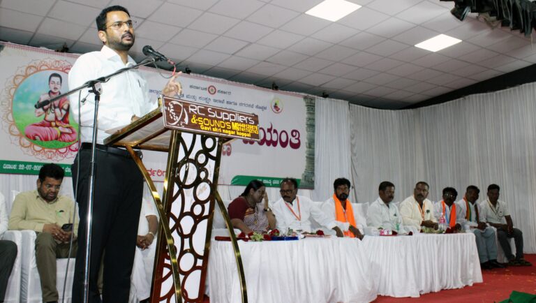 ಸಮಾಜ ಬಲಿಷ್ಠವಾಗಿ ಬೆಳೆಯಲು ಶಿಕ್ಷಣ ಎಂಬುದು ಬಹಳ ಮುಖ್ಯವಾಗಿದ್ದು ಕೊಪ್ಪಳ ನಗರ ಸಭೆ ಅಧ್ಯಕ್ಷರಾದ ಅಮ್ಜದ್ ಪಟೇಲ್ ಹೇಳಿದರು.