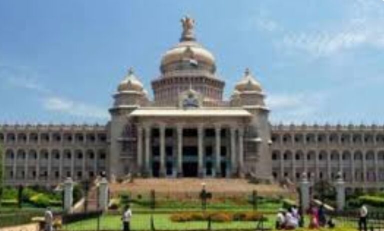 ರಾಜ್ಯ ಪೊಲೀಸ್ ಇಲಾಖೆಗೆ ಮೇಜರ್ ಸರ್ಜರಿ : 35 ಐಪಿಎಸ್ ಅಧಿಕಾರಿಗಳ ವರ್ಗಾವಣೆ