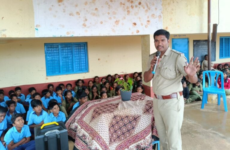 ಮಾದಕ ವಸ್ತುಗಳಿಂದ ವಿದ್ಯಾರ್ಥಿಗಳು ದೂರವಿರಬೇಕು – ಸಬ್ ಇನ್ಸ್ಪೆಕ್ಟರ್ ಆಕಾಶ್.