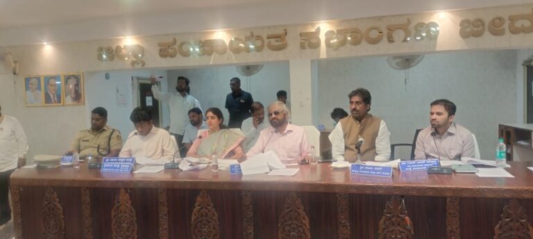 ಬೆಳೆ ಹಾನಿಗೆ ಸೂಕ್ತ ವಿಮೆ ಪರಿಹಾರ ಕೊಡಿಸಲು: ಈಶ್ವರ ಖಂಡ್ರೆ ಸೂಚನೆ