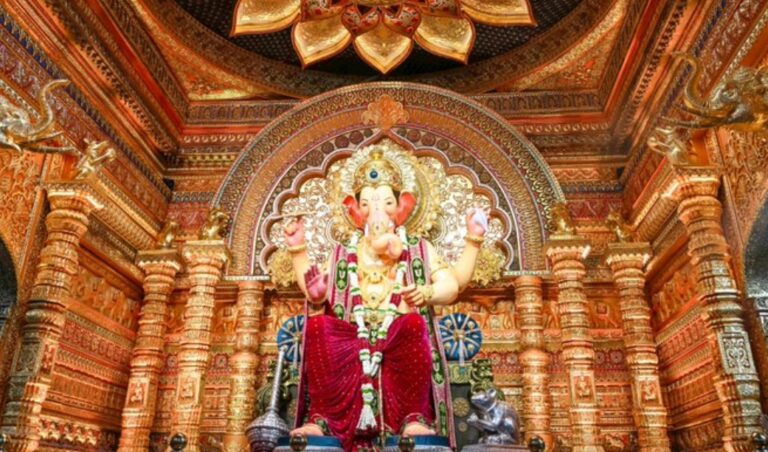 ದೇಶಾದ್ಯಂತ ಇಂದು ಗಣೇಶ ಚತುರ್ಥಿಯನ್ನು ಶ್ರದ್ಧಾಭಕ್ತಿಯಿಂದ ಆಚರಿಸಲಾಗುತ್ತಿದೆ.