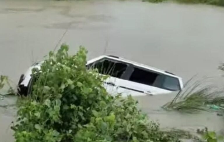 ಉತ್ತರ ಪ್ರದೇಶದ ಗೊಂಡಾದಲ್ಲಿ ವಾಹನ ಕಾಲುವೆಗೆ ಬಿದ್ದು 11 ಮಂದಿ ಸಾವು