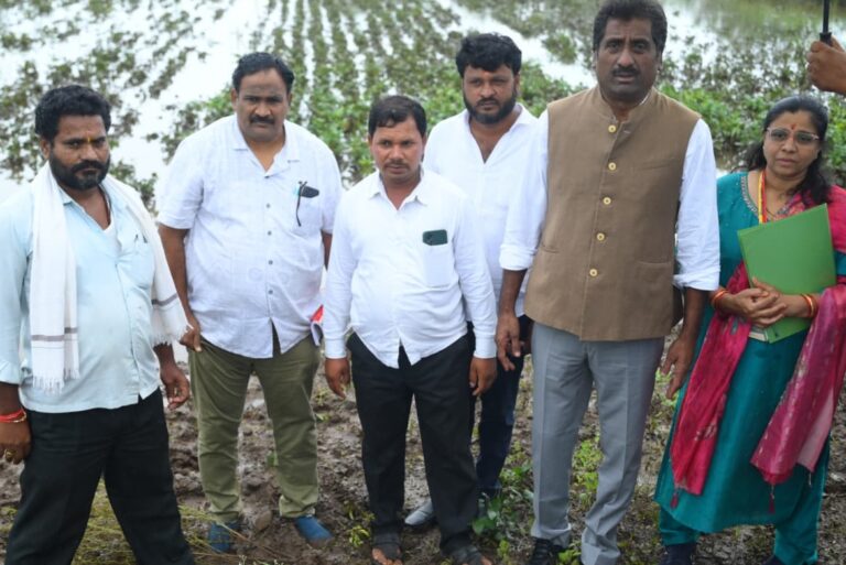 ವಿವಿಧ ಪ್ರವಾಹ ಪೀಡಿತ ಪ್ರದೇಶಗಳಿಗೆ ಸಚಿವ ರಹೀಮ್ ಖಾನ್ ಭೇಟಿ