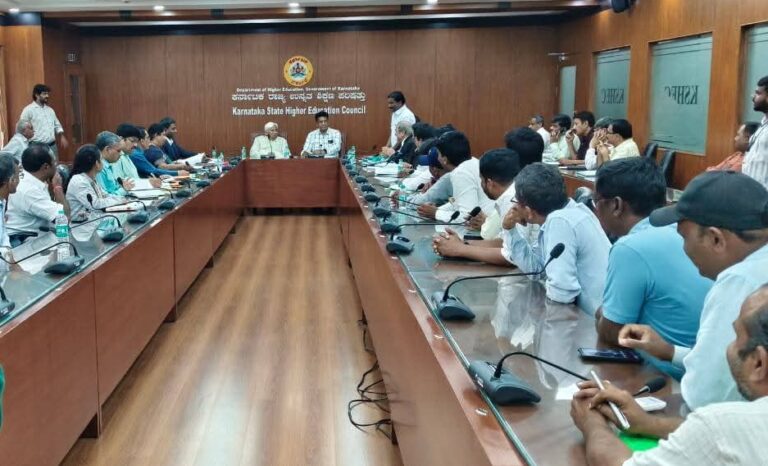 ಅತಿಥಿ ಉಪನ್ಯಾಸಕರ ಸೇವಾ ಸಕ್ರಮಾತಿಗೆ ಕಾನೂನು ಸಚಿವ ಡಾ.ಎಚ್.ಕೆ.ಪಾಟೀಲ್ ಸಮ್ಮತಿ