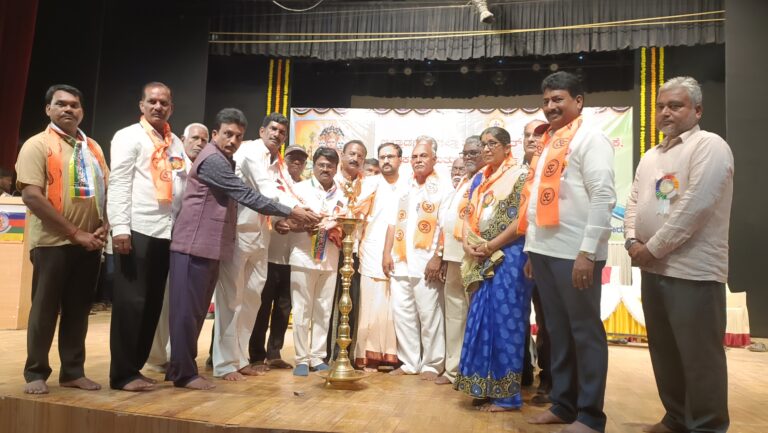 ವಿಶ್ವಕರ್ಮರ ಹಾಕಿಕೊಟ್ಟ ಹಾದಿಯಲ್ಲಿನಡೆಯೋಣ: ಡಾ.ಅಮೃತಾ ಎಸ್ ಚೆನ್ನಾಳ