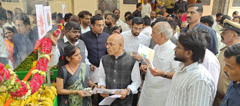 ಮಹಾನಗರ ಪಾಲಿಕೆಯ ಸೋಲಾರ್ಕೂಲ್ ಕಾರ್ಟ್ಗೆ ಸಚಿವರಿಂದ ಚಾಲನ