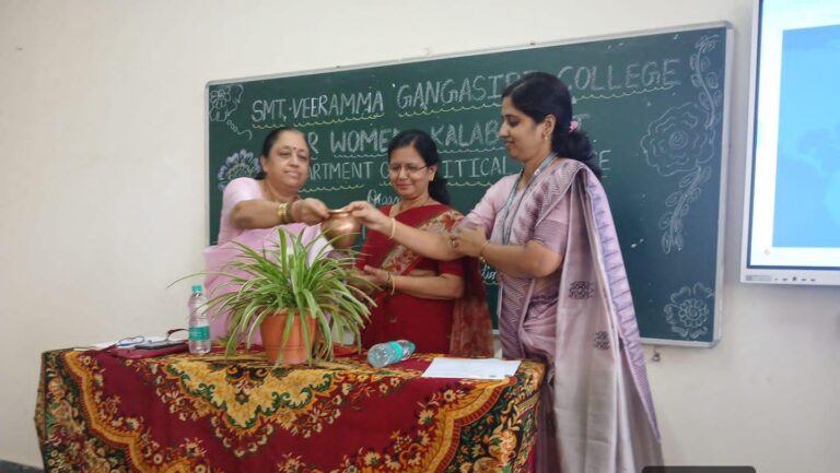 ಪ್ರಜಾಪ್ರಭುತ್ವ ಬೆಳೆಸುವದು ನಮ್ಮೆಲ್ಲರ ಕರ್ತವ್ಯ: ಡಾ. ನಯನತಾರಾ