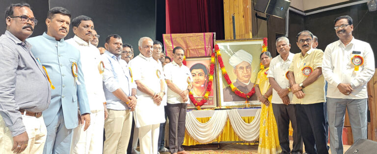 ಜಿಲ್ಲಾ, ತಾಲೂಕು ಮಟ್ಟದ ಅತ್ಯುತ್ತಮ ಶಿಕ್ಷಕ ಪ್ರಶಸ್ತಿ ಪ್ರದಾನ ಶಿಕ್ಷಕ ಸಮೂಹದ ಶ್ರಮ ಶ್ಲಾಘನೀಯ: ಎನ್.ಎಸ್.ಬೋಸರಾಜು