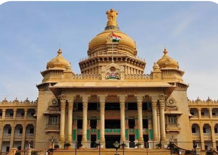 ಪೊಲೀಸ್ ನೇಮಕಾತಿ’ಗೆ 2 ವರ್ಷ ವಯೋಮಿತಿ ಸಡಿಲಿಕೆ : ರಾಜ್ಯ ಸರ್ಕಾರ ಆದೇಶ