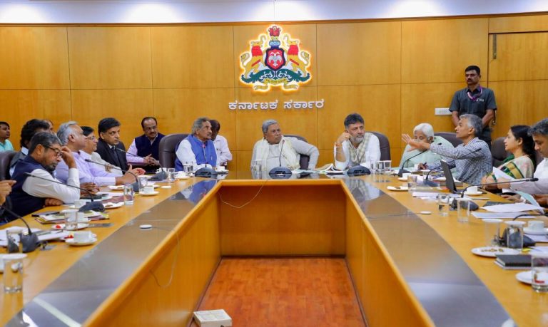 ಇಂದಿನ ಸಚಿವ ಸಂಪುಟ ಸಭೆಯ ಮಾನ್ಯ ಮುಖ್ಯಮಂತ್ರಿ ಸಿದ್ದರಾಮಯ್ಯ ಅವರ ನೇತೃತ್ವದಲ್ಲಿ  ಪ್ರಮುಖ ನಿರ್ಣಯಗಳು.