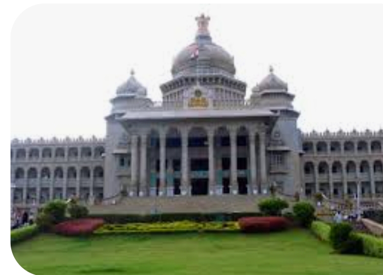 ಪವರ್ಗ- ಎ ಮತ್ತು ಪವರ್ಗ ಬಿ ನಲ್ಲಿ ಮೀಸಲಾತಿ ಸೌಲಭ್ಯವನ್ನು ಪಡೆಯಬಹುದೆಂದು ಆದೇಶಿಸಲಾಗಿದೆ.