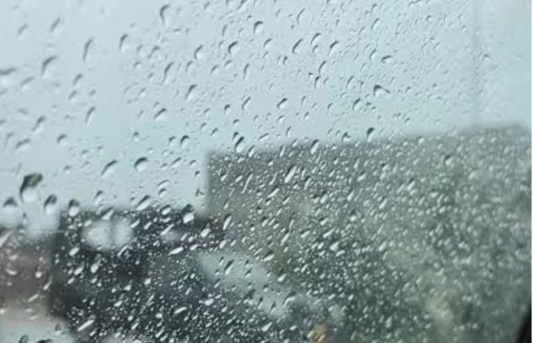 ಈ ಜಿಲ್ಲೆಗಳಲ್ಲಿ ನಾಳೆ ಭಾರೀ ಮಳೆ, ಹೊರಗೆ ಹೋಗುವ ಮುನ್ನ ಯೋಚಿಸಿ