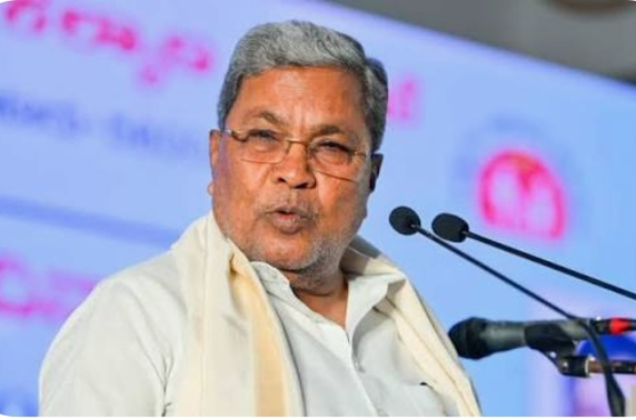 ಜಾತಿಗಣತಿ ಸಮೀಕ್ಷಾದಾರರಿಗೆ 20.000 ಗೌರವಧನ : ಮುಖ್ಯಮಂತ್ರಿ ಸಿದ್ದರಾಮಯ್ಯ ಘೋಷಣೆ