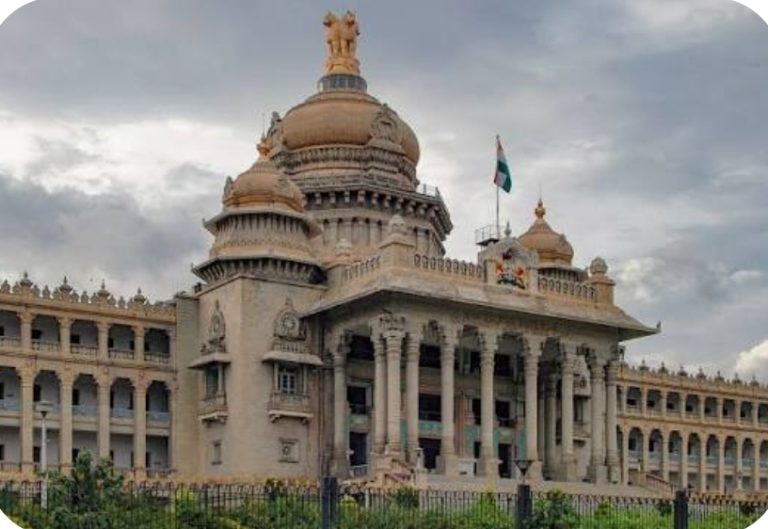 ‘ಶಾಲಾ ತರಗತಿ’ ನಡೆಸಿ, ಮಧ್ಯಾಹ್ನ ‘ಜಾತಿಗಣತಿ ಸಮೀಕ್ಷೆ’ ಮಾಡಿ: ಶಿಕ್ಷಕರಿಗೆ ರಾಜ್ಯ ಸರ್ಕಾರ ಆದೇಶ