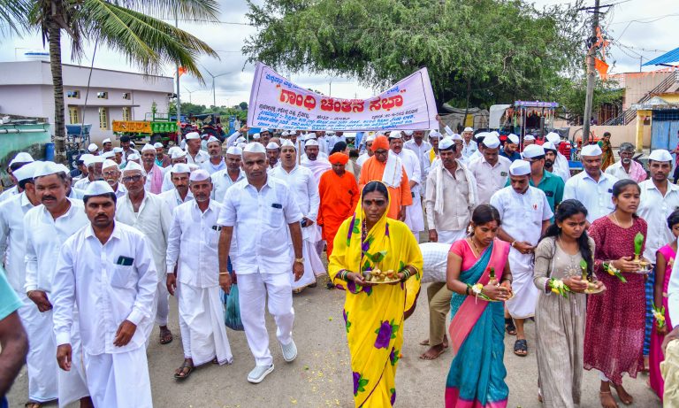 ಗಾಂಧಿ ಬಳಗ’ದಿಂದ ಬಿನ್ನಾಳದಲ್ಲಿ ಅರ್ಥಪೂರ್ಣ ‘ಗಾಂಧಿ ಜಯಂತಿ’