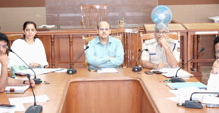 ಜಿಲ್ಲೆಯಲ್ಲಿ ಗಾಂಜಾ ಬೆಳೆಯುವುದು ಕಂಡು ಬಂದರೆ ಕ್ರಮ ಜರುಗಿಸಿ- ಡಿಸಿ. ಡಾ. ಸುರೇಶ ಬಿ. ಇಟ್ನಾಳ