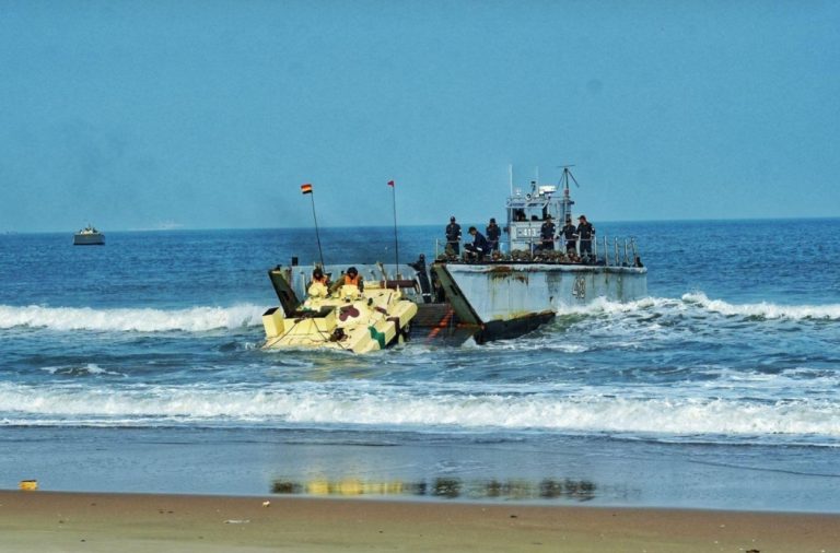 ಜಂಟಿ ಕಾರ್ಯಾಚರಣೆಗಳನ್ನು ಬಲಪಡಿಸಲು ಭಾರತೀಯ ಸೇನೆಯ ದಕ್ಷಿಣ ಕಮಾಂಡ್ ತ್ರಿ-ಸೇವೆಗಳ ವ್ಯಾಯಾಮ ತ್ರಿಶೂಲ್ ನಡೆಸುತ್ತದೆ.