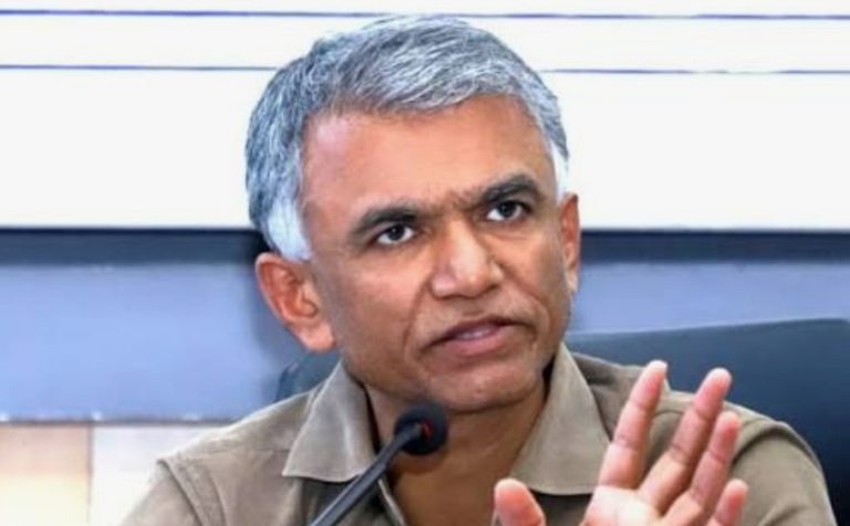 ಕರ್ನಾಟಕ ಭೂ ಕಂದಾಯ ಕಾಯ್ದೆ 1964ರ ತಿದ್ದುಪಡಿಗೆ ಡಿಸೆಂಬರ್‌ 23 ರಂದು ಅಂತಿಮ ಅಧಿಸೂಚನೆ ಹೊರಡಿಸಲಾಗಿದೆ.