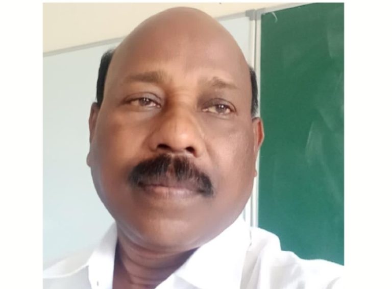 ಅತಿಥಿ ಉಪನ್ಯಾಸಕರಿಗೆ ಪಿಎಫ್ ಸೇವಾವರುಷಗಳನ್ನು ಆಧಾರಿಸಿ ಇಪ್ಪತ್ತೈದು ಲಕ್ಷ ಇಡಿಗಂಟು ನೀಡ ಬೇಕು