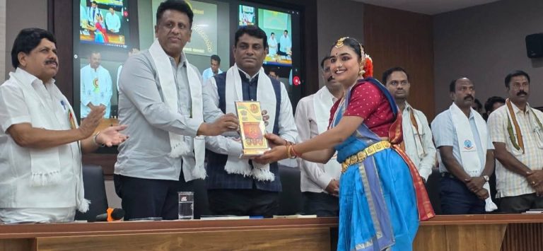 ಬ್ರಾಹ್ಮಣರಿಗೆ ಉದ್ಯೋಗ ಸಾಲ ವಿತರಣೆ| ಸಮುದಾಯ ಅಭಿವೃದ್ಧಿಗೆ ಮಂಡಳಿ: ಸಚಿವ ಸುಧಾಕರ್