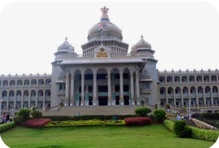 ವಿಶ್ವವಿದ್ಯಾಲಯಗಳ ಸ್ನಾತಕೋತ್ತರ ವಿಭಾಗಗಳಿಗೆ ಸರ್ಕಾರಿ ಪದವಿ ಕಾಲೇಜುಗಳ ವರಿಷ್ಠ  ಅಧ್ಯಾಪಕರನ್ನು ನೇಮಕ..