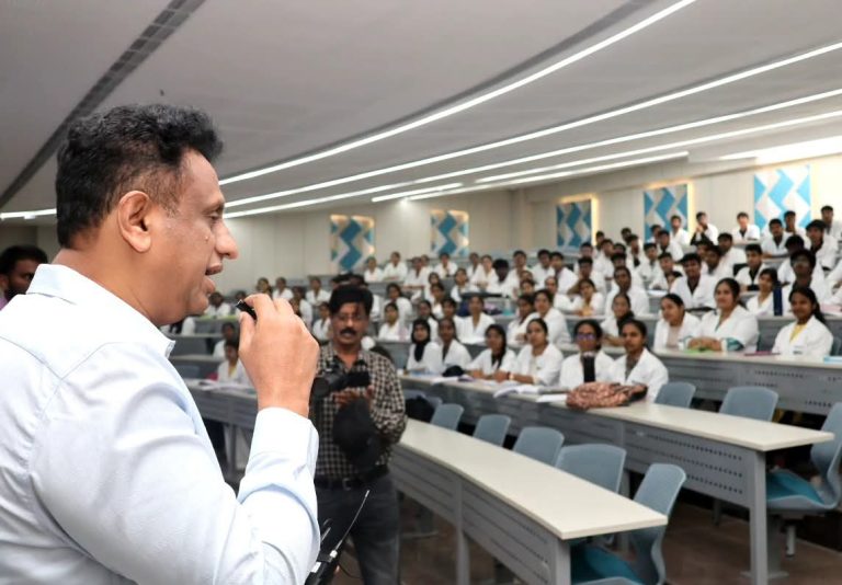 ಕಾಲೇಜುಗಳಲ್ಲಿ ಋತುಚಕ್ರ ರಜೆ ವಿಚಾರ: ಸಿಎಂ ಸೂಚನೆ ಬಂದರೆ ಜಾರಿ. ಉನ್ನತ ಶಿಕ್ಷಣ ಸಚಿವ.ಡಾ ಎಂ ಸಿ ಸುಧಾಕರ್