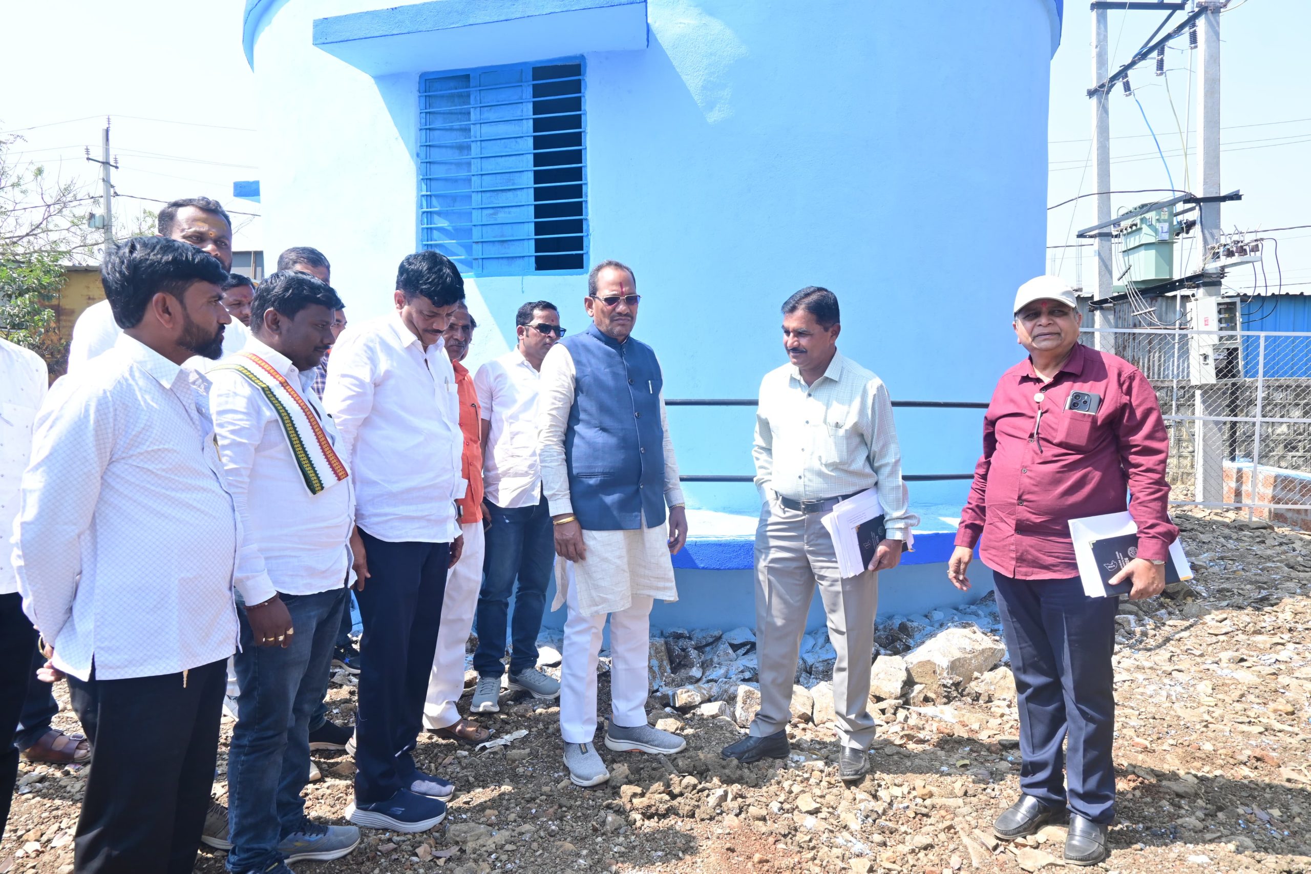ಬಹುಗ್ರಾಮ ಕುಡಿಯುವ ನೀರಿನ ಕಾಮಗಾರಿ ಪರಿಶೀಲಿಸಿದ ಶಾಸಕ ಪ್ರಭು ಚವ್ಹಾಣ*