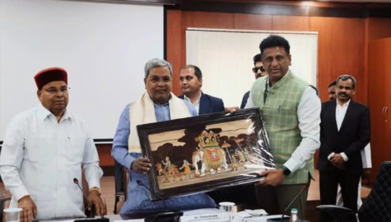 ಕರ್ನಾಟಕದ ಸಾರ್ವಜನಿಕ ವಿಶ್ವವಿದ್ಯಾಲಯಗಳ ಕುಲಪತಿಗಳ ಸಭೆ.