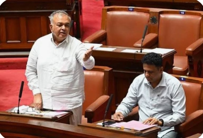 ರಾಜ್ಯದಲ್ಲಿ ನಕಲಿ ಮಾರ್ಕ್ಸ್ ಕಾರ್ಡ್ ವಂಚನೆ ಜಾಲ – ನಿವೃತ್ತ ನ್ಯಾಯಾಧೀಶರಿಂದ ತನಿಖೆ