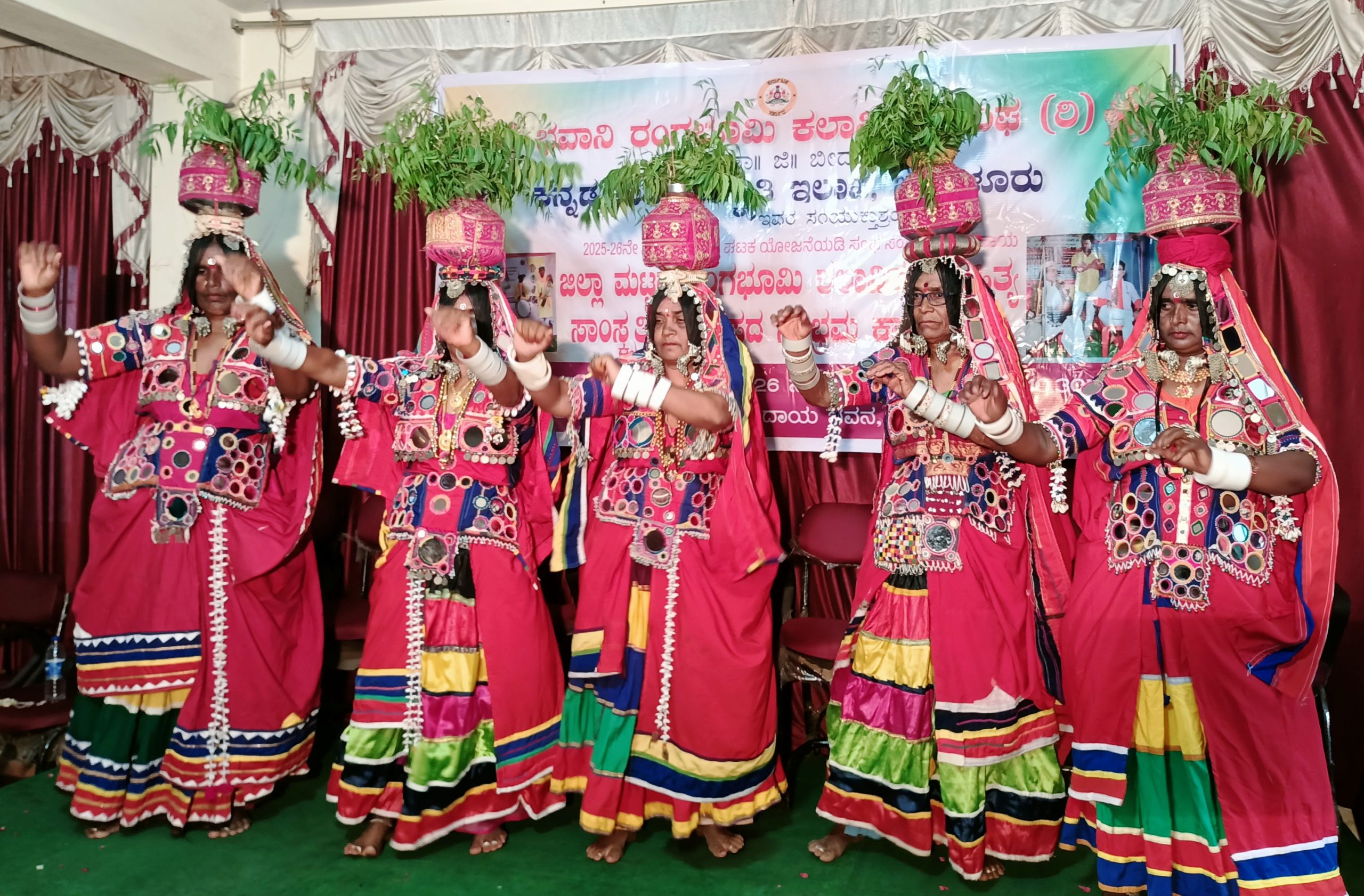 ಜೈ ಭವಾನಿ ರಂಗಭೂಮಿ ಕಲಾವಿದರ ಸಂಘದಿoದ ಸಾಂಸ್ಕೃತಿಕ ಜಾನಪದ ಕಾರ್ಯಕ್ರಮ