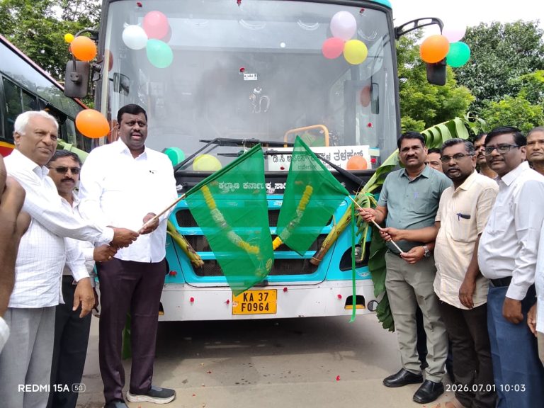ನೂತನ ಬಸ್ ಸಂಚಾರಕ್ಕೆ ಕೊಪ್ಪಳ ಶಾಸಕ ಕೆ.ರಾಘವೇಂದ್ರ ಹಿಟ್ನಾಳ ಅವರಿಂದ ಚಾಲನೆ